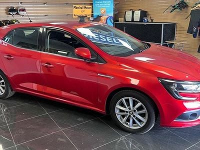 Used Renault Mégane IV Dynamique 2016 Red Hatchback