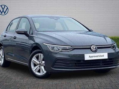Begagnad VW Golf VIII Life 150 HK (110 kW) 2023 Grå Halvkombi