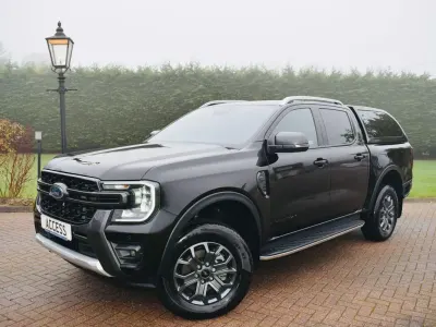 Usado Ford Ranger Wildtrack 202 CV (148 kW) 2024 Negro Pickup/Camioneta