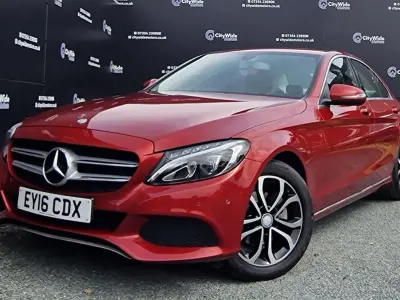 Used Mercedes C200 136 HP (100 kW) 2016 Red Sedan