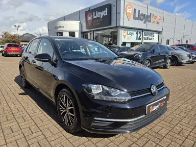 Used VW Golf VII SE 125 HP (91 kW) 2018 Black Hatchback