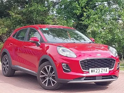 Gebraucht Ford Puma Titanium 155 PS (114 kW) 2023 Rot SUV