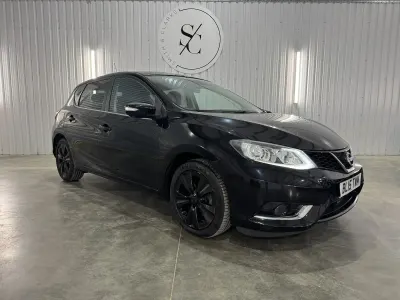 Used Nissan Pulsar Tekna 115 HP (84 kW) 2015 Black Hatchback