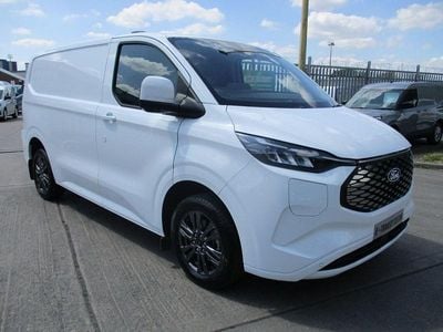 Ny Ford Transit Limited 100 kW (136 HK) 2025 Vit Van