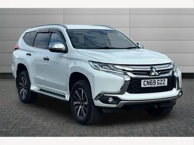 Used Mitsubishi Shogun 178 HP (130 kW) 2019 White SUV