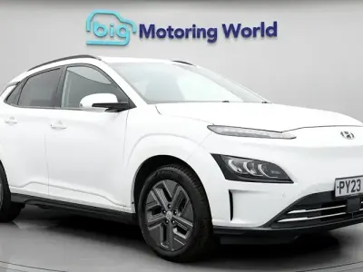 Used Hyundai Kona Premium 150 kW (204 HP) 2023 White SUV
