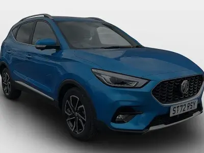 Usado MG ZS Exclusive 111 CV (81 kW) 2023 Azul SUV