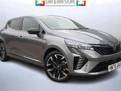 Diamond black New 2025 Renault Clio V Techno Hatchback | £18,999 (Good price)