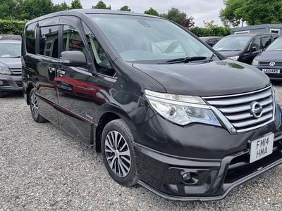 Brown Used 2014 Nissan Serena MPV | £7,995 (Good price)