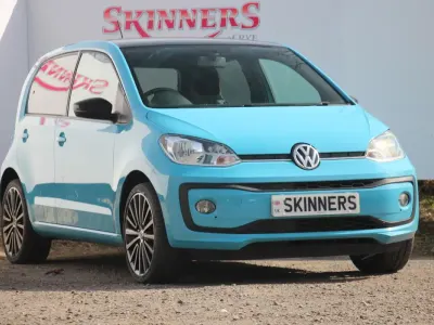 Begagnad VW up! high up! 75 HK (55 kW) 2019 Blå Halvkombi