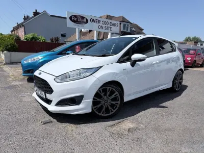 Used Ford Fiesta ST-Line 140 HP (102 kW) 2016 White Hatchback