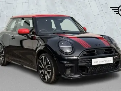 Used Mini Cooper Hatch 154 HP (113 kW) 2024 Black Hatchback