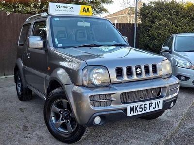 Begagnad Suzuki Jimny 85 HK (62 kW) 2006 Grå SUV
