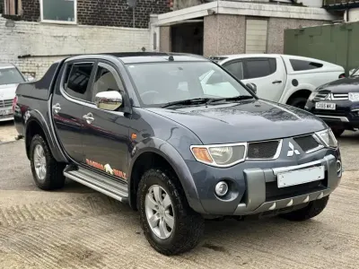Used Mitsubishi L200 134 HP (98 kW) 2010 Grey Pickup