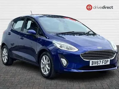 Usado Ford Fiesta Zetec 100 HP (73 kW) 2017 Azul Citadino
