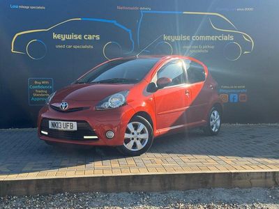 Used Toyota Aygo 68 HP (50 kW) 2013 Orange Hatchback