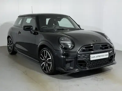 Used Mini Cooper Sport 154 HP (113 kW) 2024 Black Hatchback