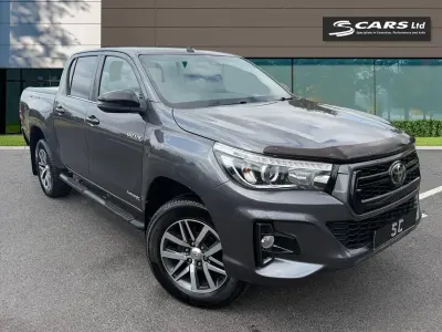 Used Toyota HiLux 150 HP (110 kW) 2019 Grey Pickup