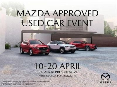 Used Mazda 3 Inclusive 180 HP (132 kW) 2021 Red Hatchback
