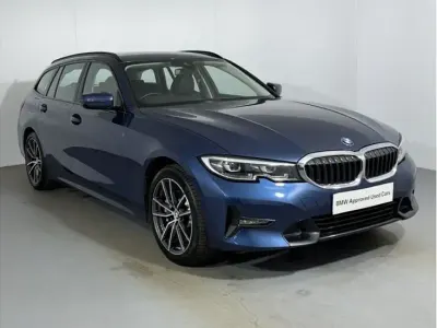 Used BMW 330e Sport Line 288 HP (211 kW) 2021 Blue Estate
