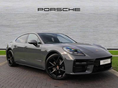 Porsche Panamera 4