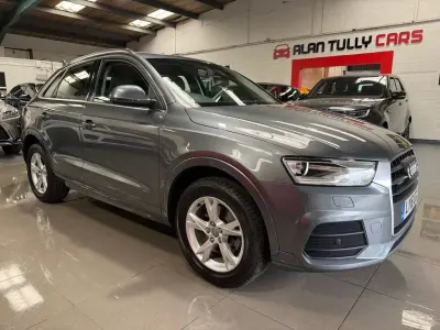 Usado Audi Q3 Business 180 HP (132 kW) 2016 Cinzento SUV