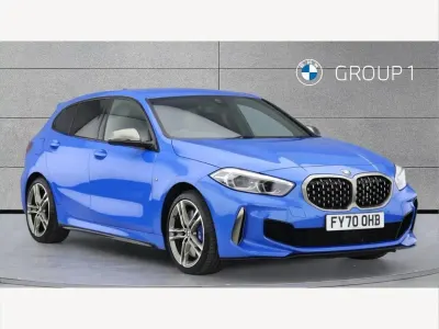 Usado BMW M135 Shadowline 306 HP (225 kW) 2020 Azul Citadino