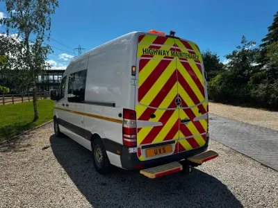 Used Mercedes Sprinter 140 HP (102 kW) 2018 White Van