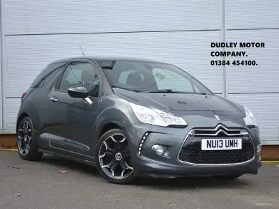 Usado Citroën DS3 120 CV (88 kW) 2013 Gris Utilitario