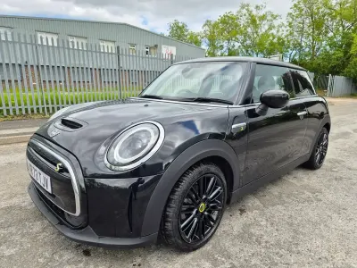 Used Mini Cooper S Hatch 135 kW (184 HP) 2023 Black Hatchback