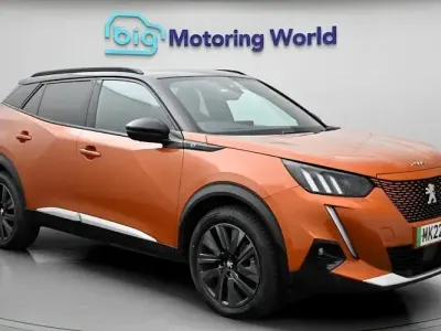 Used Peugeot e-2008 Premium 100 kW (136 HP) 2022 Orange SUV