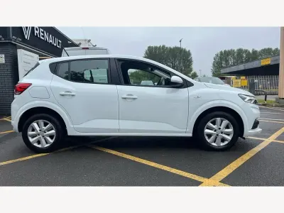 Used Dacia Sandero Expression 2023 White Hatchback