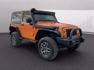 Begagnad Jeep Wrangler Sport 285 HK (209 kW) 2012 Orange SUV