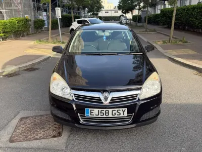 Used Vauxhall Astra Club 115 HP (84 kW) 2009 Black Hatchback