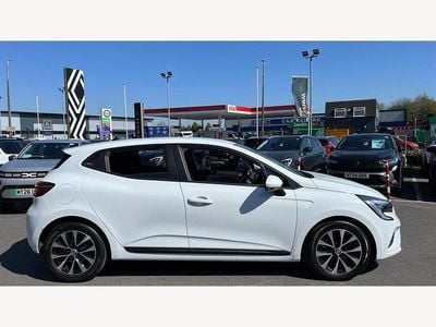 Gebraucht Renault Clio V Iconic 140 PS (102 kW) 2022 Weiß Kleinwagen