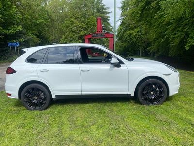 Usado Porsche Cayenne 382 HP (280 kW) 2013 Branco SUV