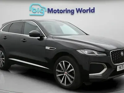 Used Jaguar F-Pace R-Dynamic 250 HP (183 kW) 2022 Black SUV