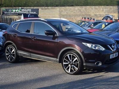 Used Nissan Qashqai Tekna 115 HP (84 kW) 2015 Black SUV