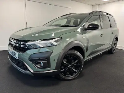 Usado Dacia Jogger Extreme 110 HP (80 kW) 2023 Verde Monovolume