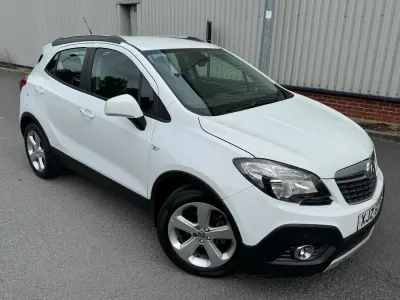 Used Vauxhall Mokka 140 HP (102 kW) 2015 White SUV