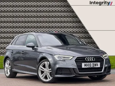 Używany Audi A3 S-Line 150 KM (110 kW) 2018 Szary Sedan/Limuzyna