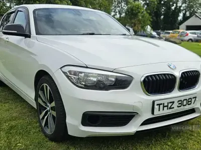 Used BMW 118 Sport Line 2015 White Hatchback