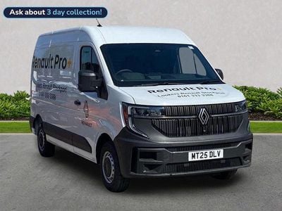 White Used 2025 Renault Master Van | £22,899 (Super price)