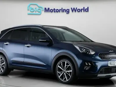 Gebraucht Kia Niro 141 PS (103 kW) 2022 Blau SUV