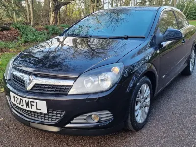 Used Vauxhall Astra SRi 2010 Black Hatchback