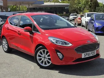 Używany Ford Fiesta Titanium X 100 KM (73 kW) 2018 Czerwony Hatchback