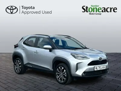 Used Toyota Yaris Hybrid Design 2025 Silver Hatchback