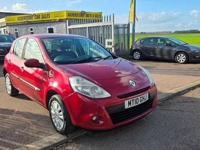 Used Renault Clio II 2010 Red Hatchback