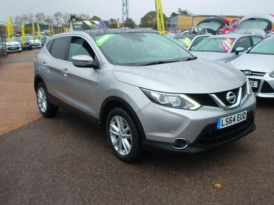 Silver Used 2014 Nissan Qashqai Acenta Premium SUV | £6,495 (Expensive)