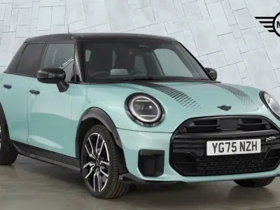 Used Mini Cooper S Hatch 201 HP (147 kW) 2025 Green Hatchback